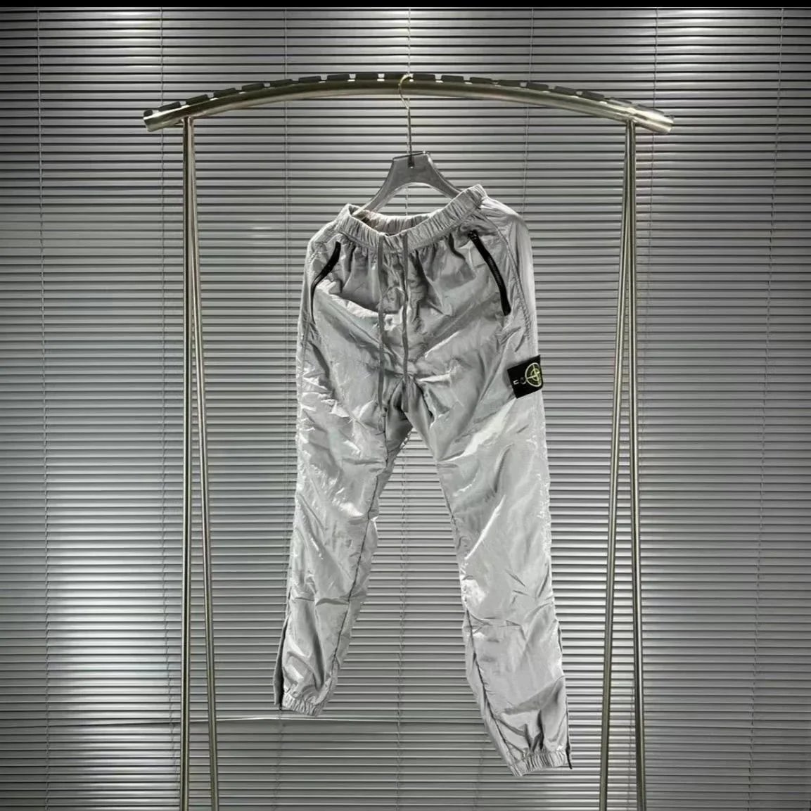 Reflective metal nylon 23